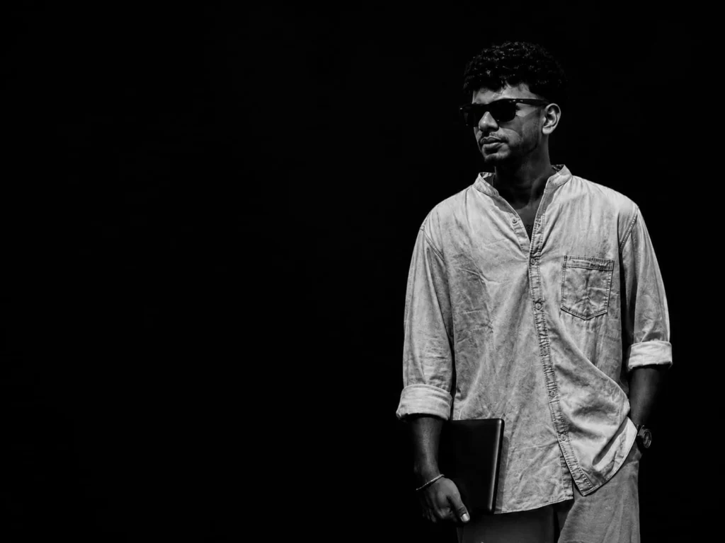 best digital marketing freelancer in kasaragod cinematic standing a photo